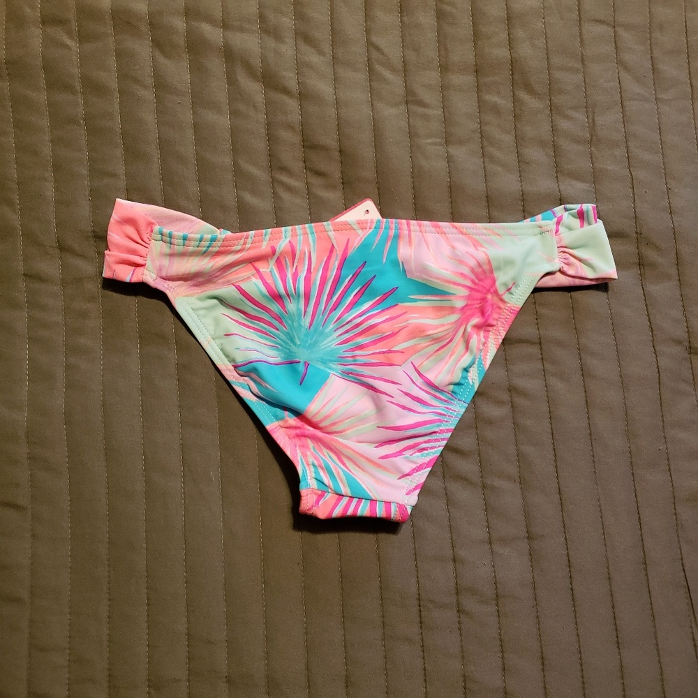 🌷New Xhilaration bikini Swimsuit - Picture 3 of 6